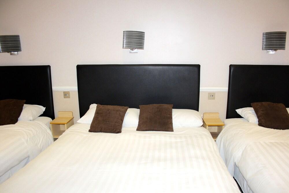 Rhodes Hotel London Bagian luar foto