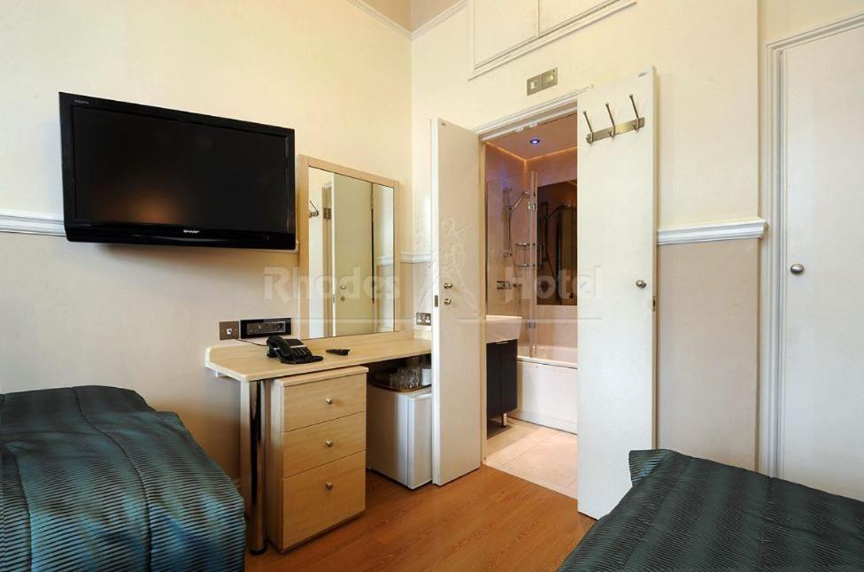 Rhodes Hotel London Bagian luar foto