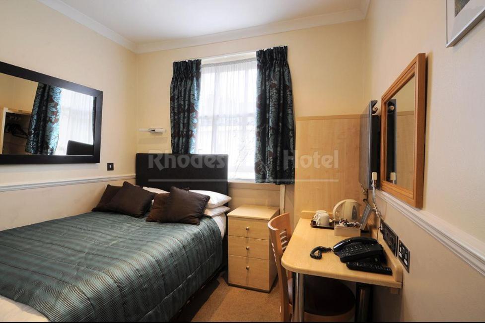 Rhodes Hotel London Bagian luar foto
